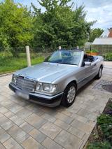 Mercedes-Benz Mercedes W124 Cabrio 300 CE-24V top Zustand - Mercedes-Benz E 300: 24v