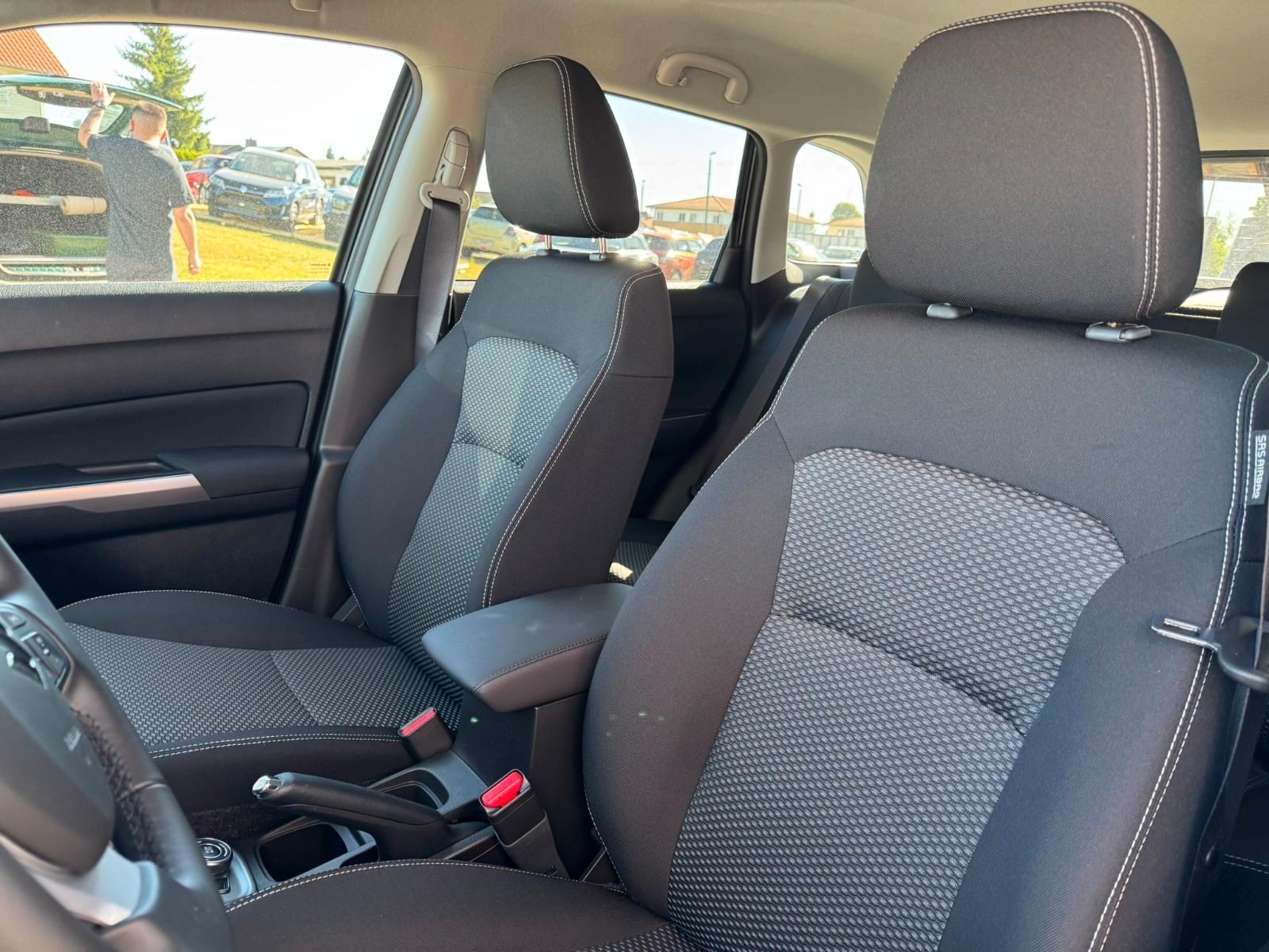 Suzuki Vitara, Comfort, Allrad, AHK,Applecarplay LED