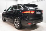 Jaguar F-Pace F-PACE Pure - Jaguar F-Pace: Pure