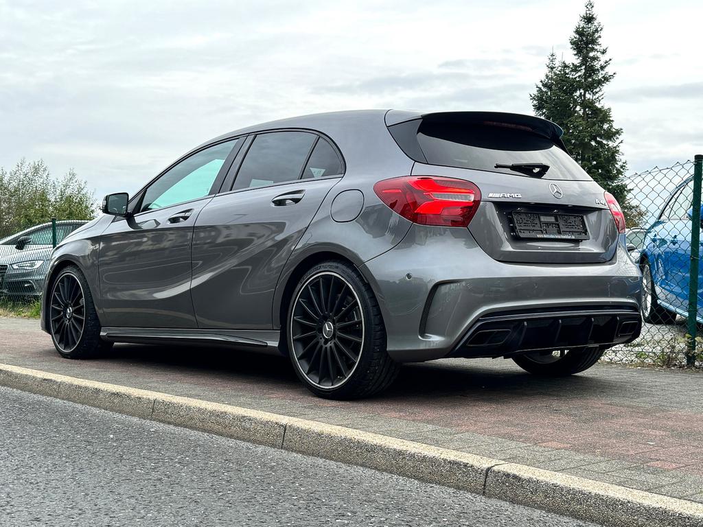 Mercedes-Benz A 45 AMG