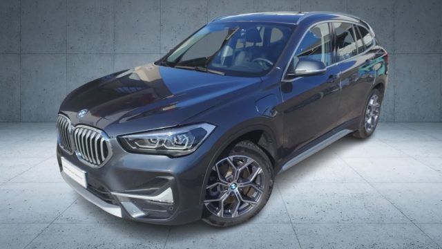 BMW X1 xDrive25e xLine Aut. + Tetto apr.