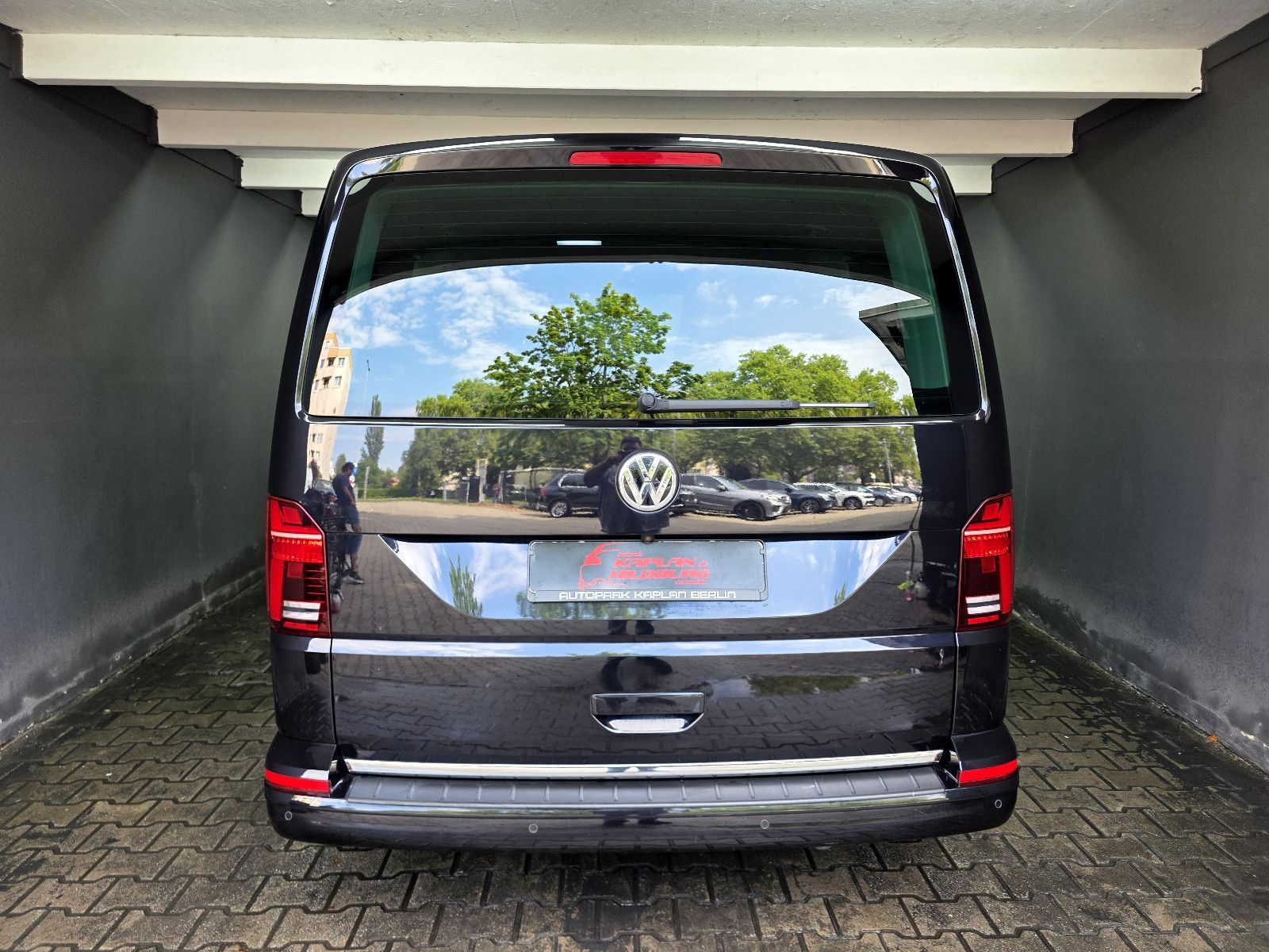 Volkswagen T6.1 MULTIVAN 4MOTION, 6 SITZER, ACC, LED, R-KAM foto 5