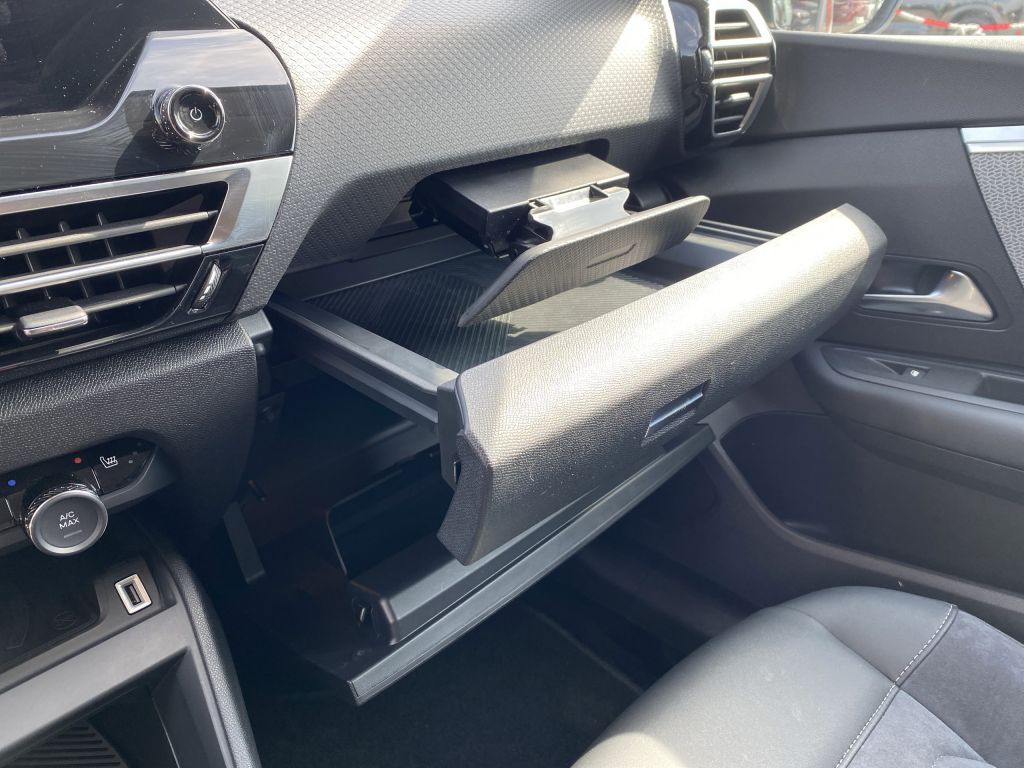 Fahrzeugabbildung Citroën C4 PT 130 S&S *Automatik* MAX *beh. Lenkr*HeadUp