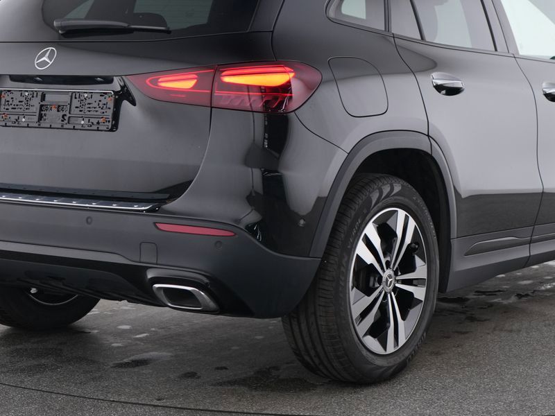 Fahrzeugabbildung Mercedes-Benz GLA 250 e Progressive AHK+Pano+Night+360°+Distr