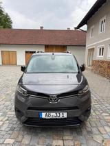Toyota Proace City 1,2-l-Turbo 96kW L1 Team Deutsch... - Toyota Proace City von privat