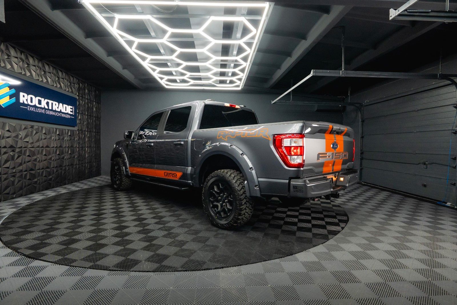 Fahrzeugabbildung Ford F150 5.0L V8 4x4 Offroad SuperCrew RAPTOR 19%