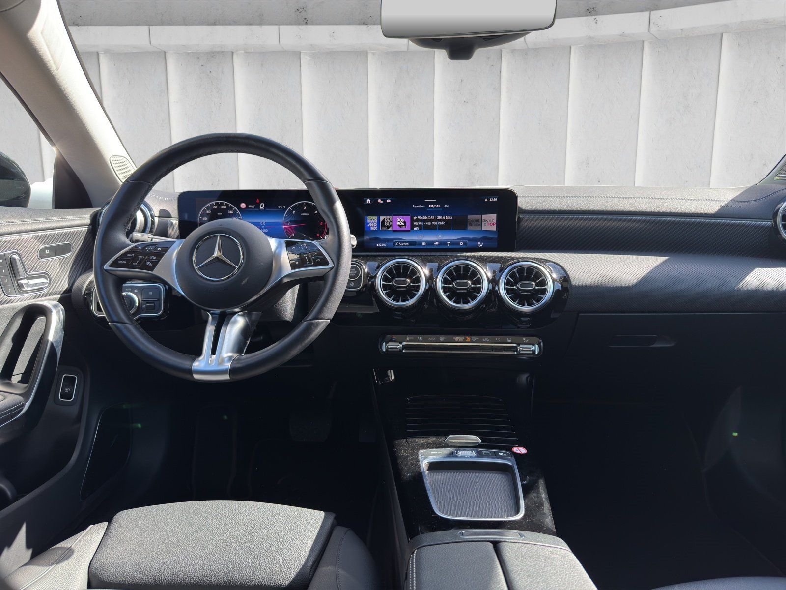 Mercedes-Benz CLA 220 d SB Night Panorama Burmester Sthz DIS foto 14