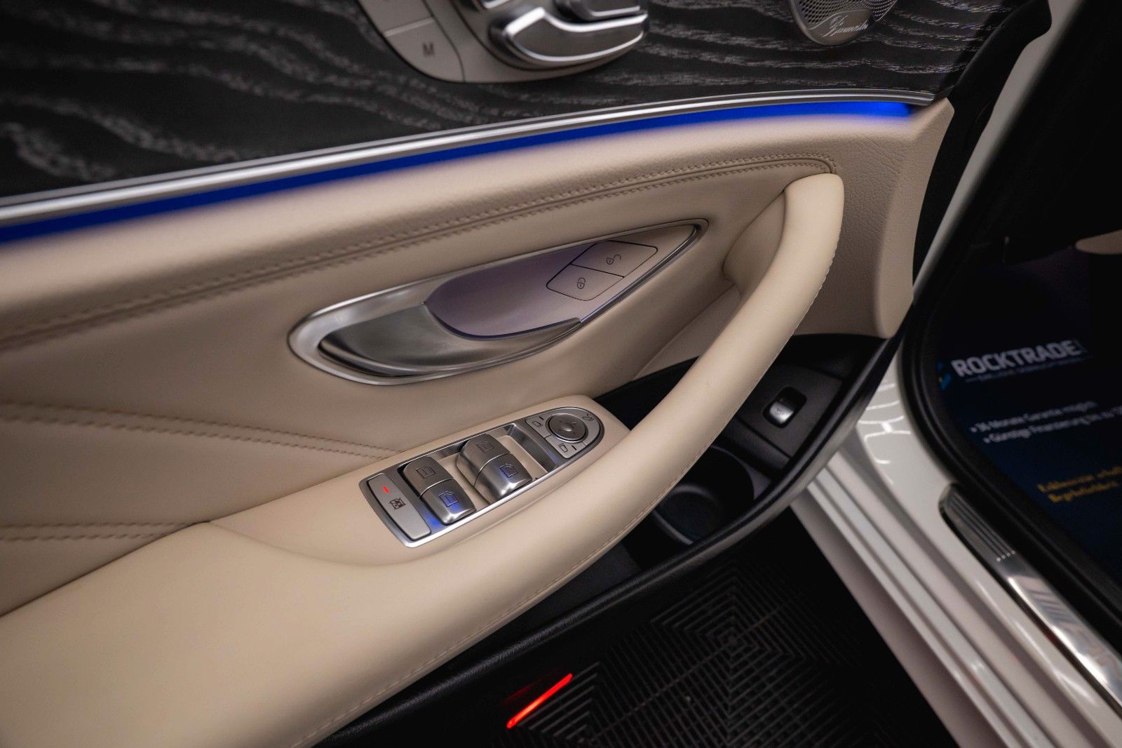 Fahrzeugabbildung Mercedes-Benz E 53 AMG 4Matic+ Facelift Designo *ACC*Pano*360*