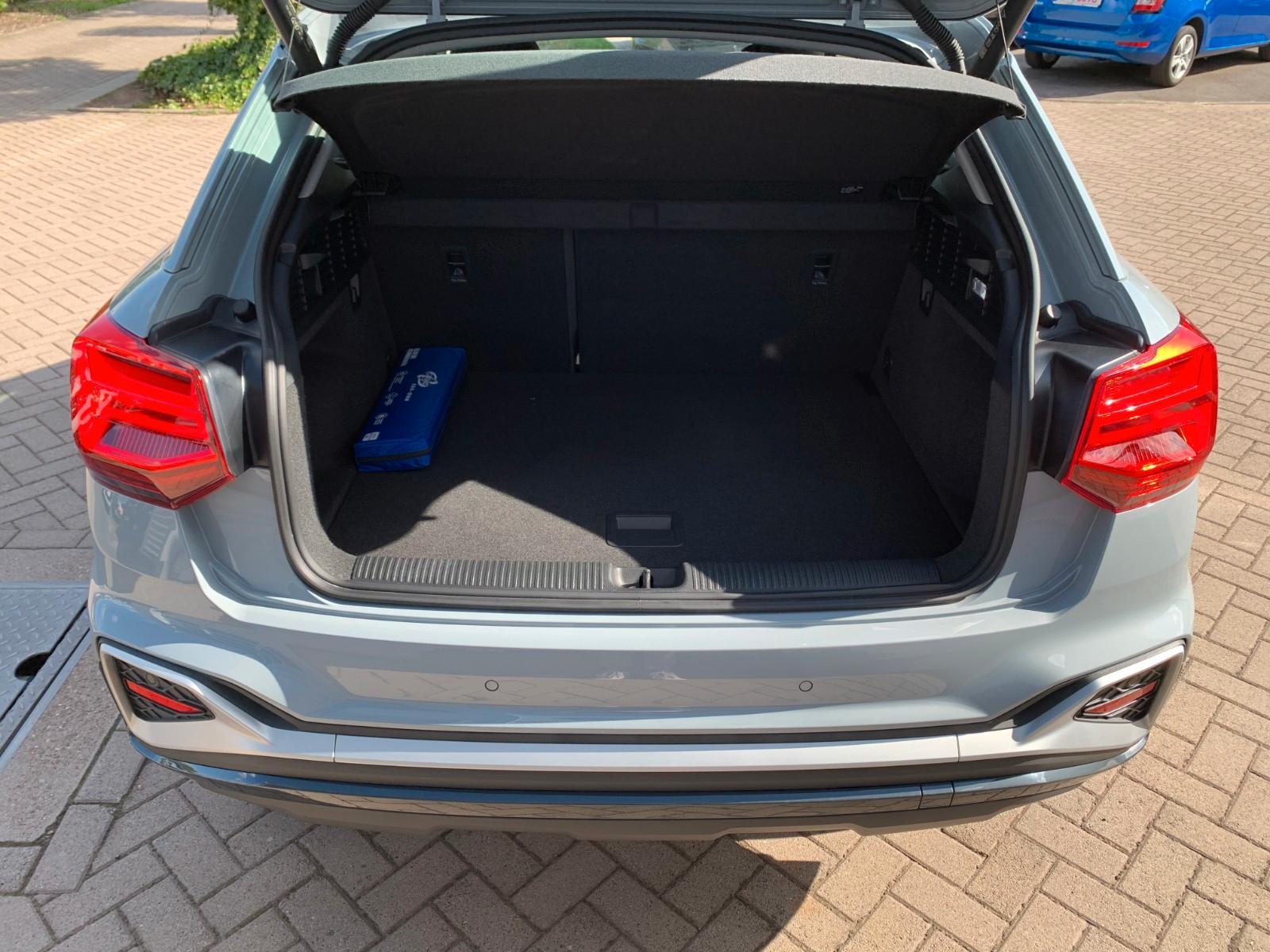 Audi Q2 35TFSI S-line MATRIX+Kamera+elek.Klappe+ACC, миниатюра 6