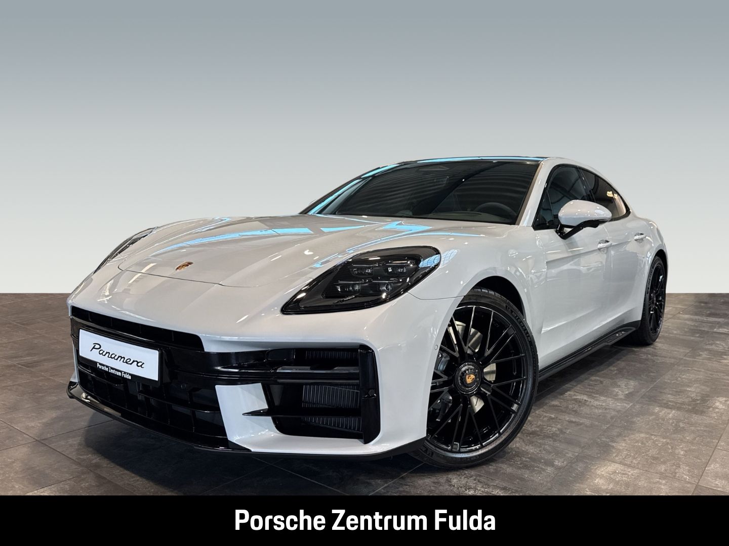 Porsche Panamera GTS InnoDrive HA-Lenkung Standheizung