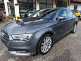 Audi A3 Limousine 1.0Ltr-85kW(116PS) TFSI  30 design - mit Benzin-Antrieb: Teilleder, Limousine