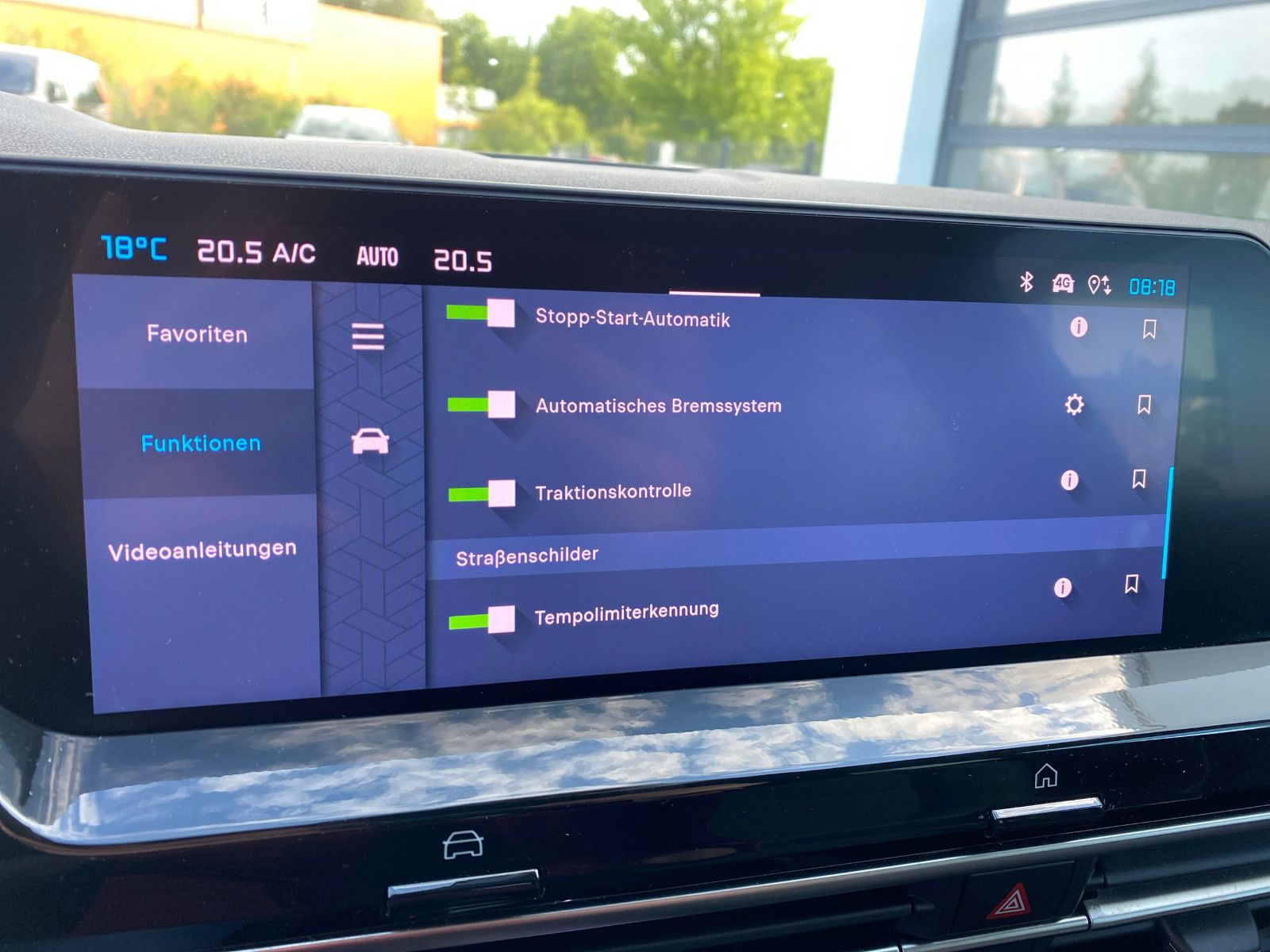 Fahrzeugabbildung Citroën C5 X 130 Automatik FEEL PACK *ACC*Navi*19Zoll*