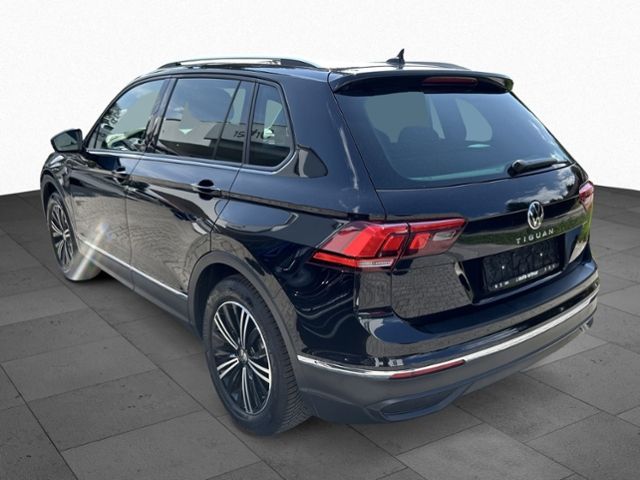Fahrzeugabbildung Volkswagen Tiguan 2.0 TDI ACTIVE LED SHZ KLIMA APP-CONNECT