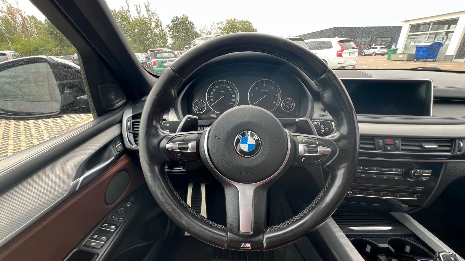 Fahrzeugabbildung BMW X5 M50d*RFK*XENON*PANO*H&K*NAVI*