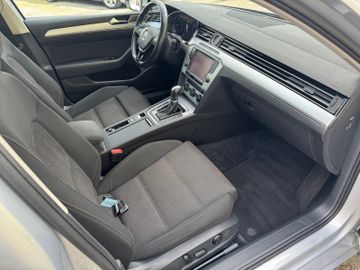 Volkswagen Passat Variant - 10