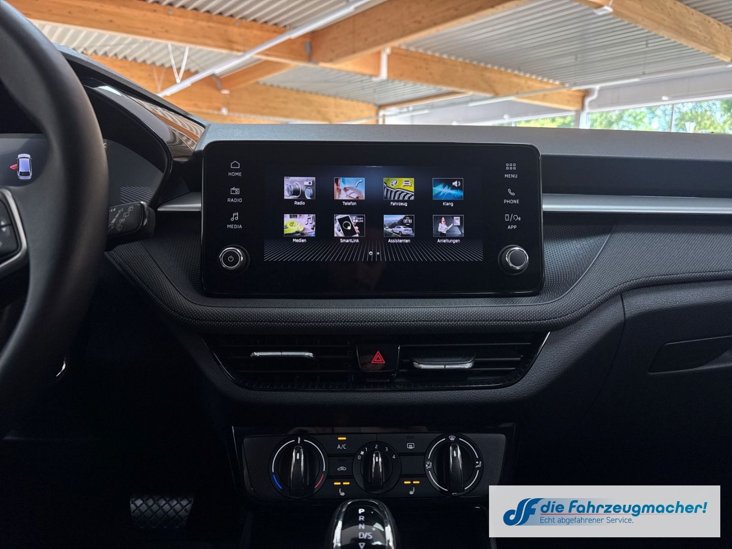 Fahrzeugabbildung SKODA Fabia Selection LED Sperrdiff. ACC Apple CarPlay