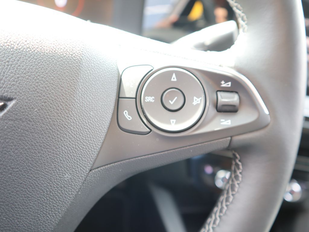 Fahrzeugabbildung Opel Mokka-e Elegance (B/B)