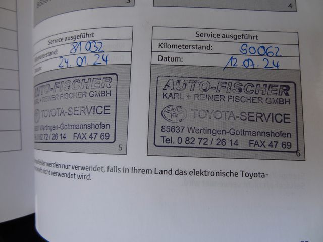 Fahrzeugabbildung Toyota Yaris Comfort/Automatik/1.Hd/Kam/4-Türig/