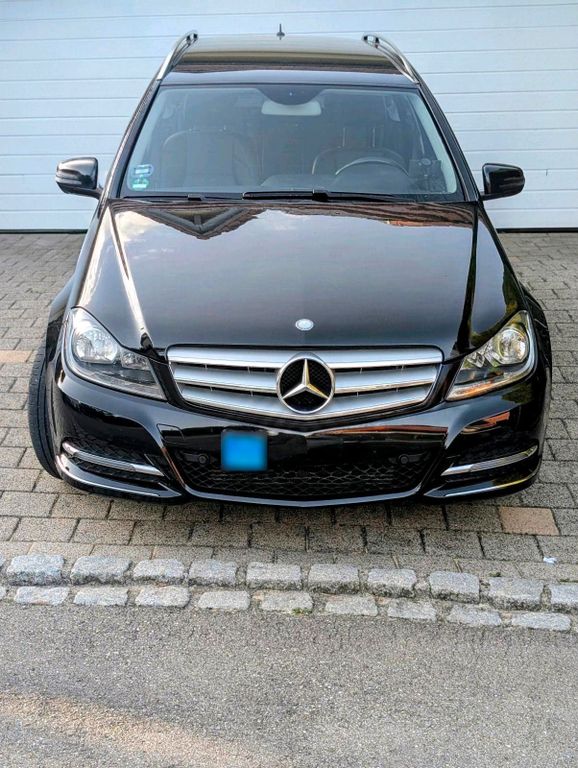 Image of Mercedes-Benz C 220