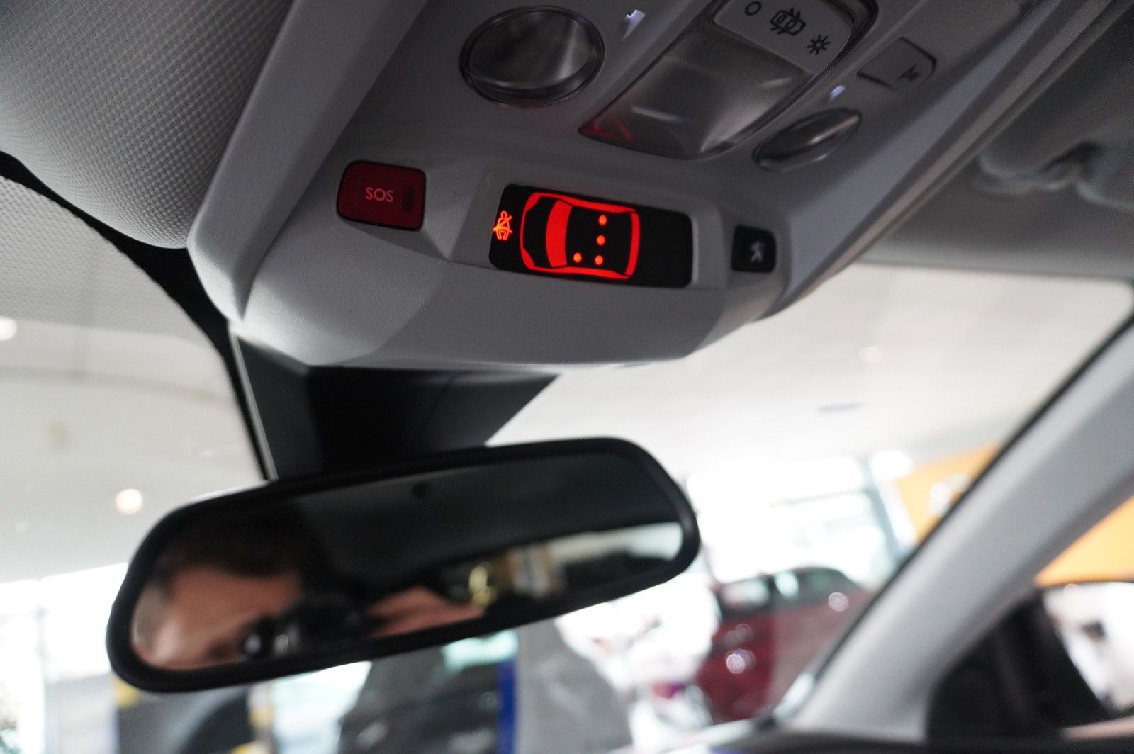 Fahrzeugabbildung Peugeot 3008 1.5D ALLURE NAVI/LED/KAMERA/SPORT/VIRTU/AHK