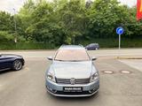 Volkswagen Passat Variant 2.0 TDI DSG 4MOTION BMT XENON AHK - Volkswagen Passat aus 2012: Variant