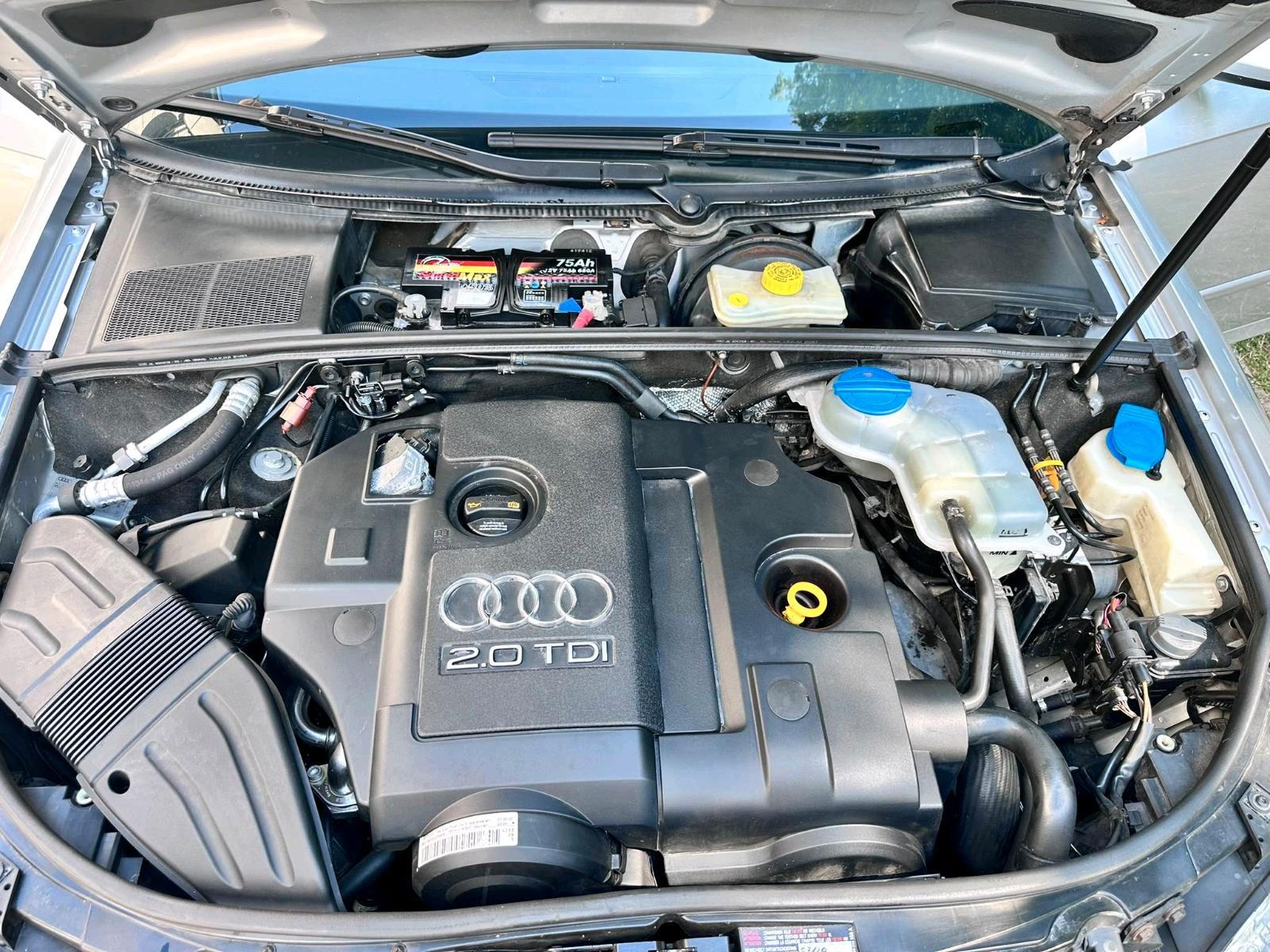 Audi A4 2009 — photo 6