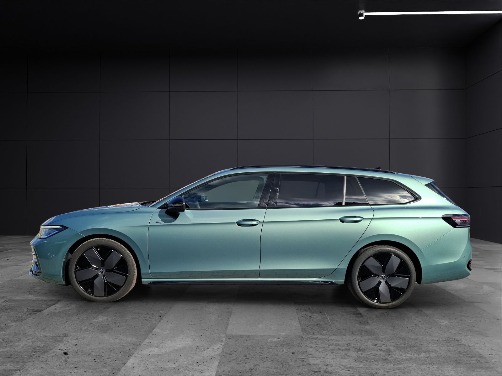 Fahrzeugabbildung Volkswagen Passat Variant TDI R-line DSG Standhzg. Matrix N