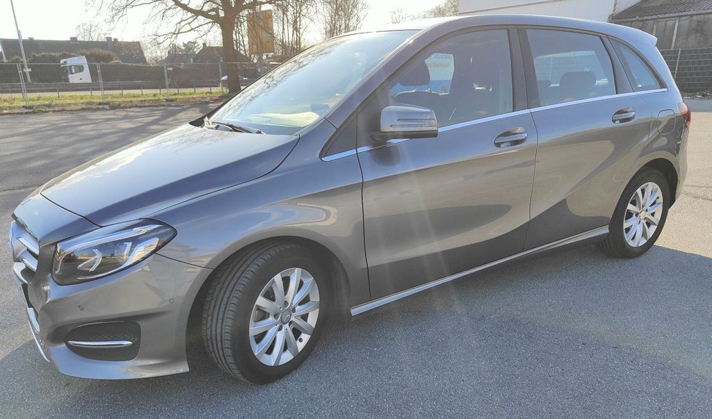 Image of Mercedes-Benz B 180