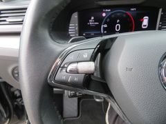 SKODA Superb Combi 2.0 TDI Ambition DSG AHK RFK ACC SKODA Superb Combi 2.0 TDI Ambition DSG AHK RFK ACC