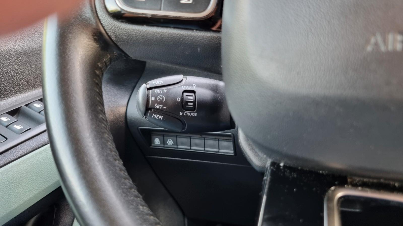 Citroën Berlingo Feel M / Inkl. Garantie