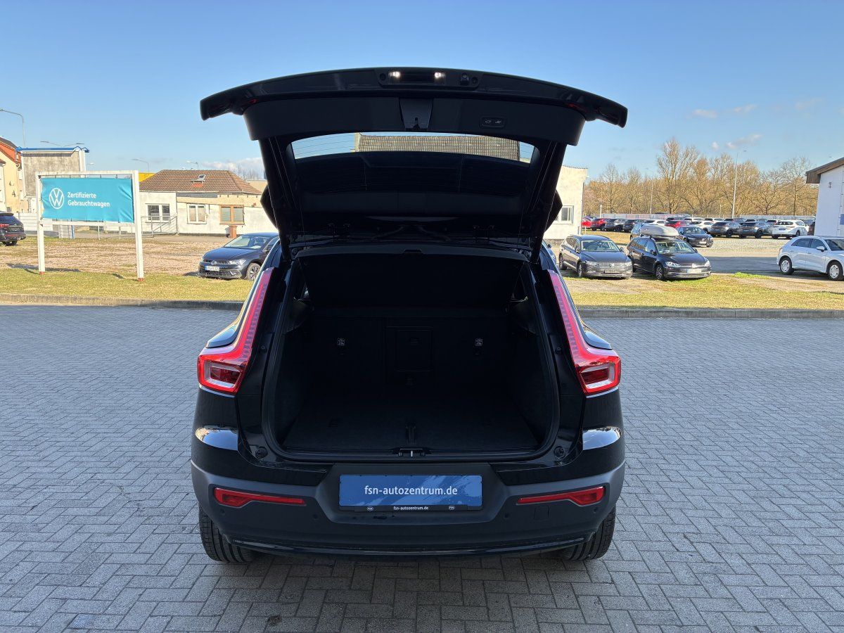 Volvo XC40 B3 Ultra Black Edition Pixel-Led Business M foto 7