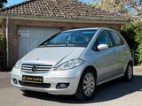 Mercedes-Benz A 150 Avantgarde-Leder-Xenon-Klima-Navi-SHZ-PDC - Mercedes-Benz A 150: Sitzheizung