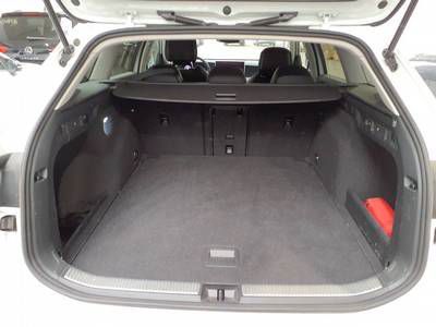 Volkswagen Passat - Bild 8