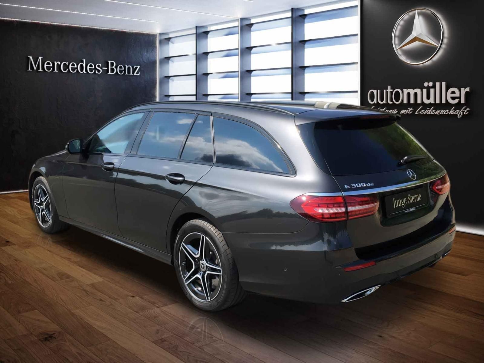 Fahrzeugabbildung Mercedes-Benz E 300 de T AMG*NIGHT*WIDESCREEN*LED*SPUR*360°