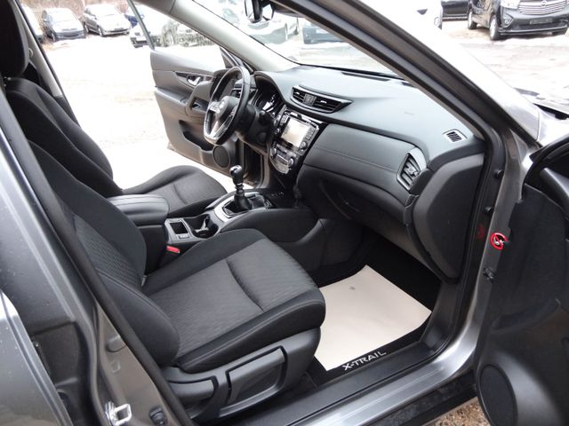 Fahrzeugabbildung Nissan X-Trail N-Connecta/68TKM/7-Sitz/Navi/Pano/360Kam