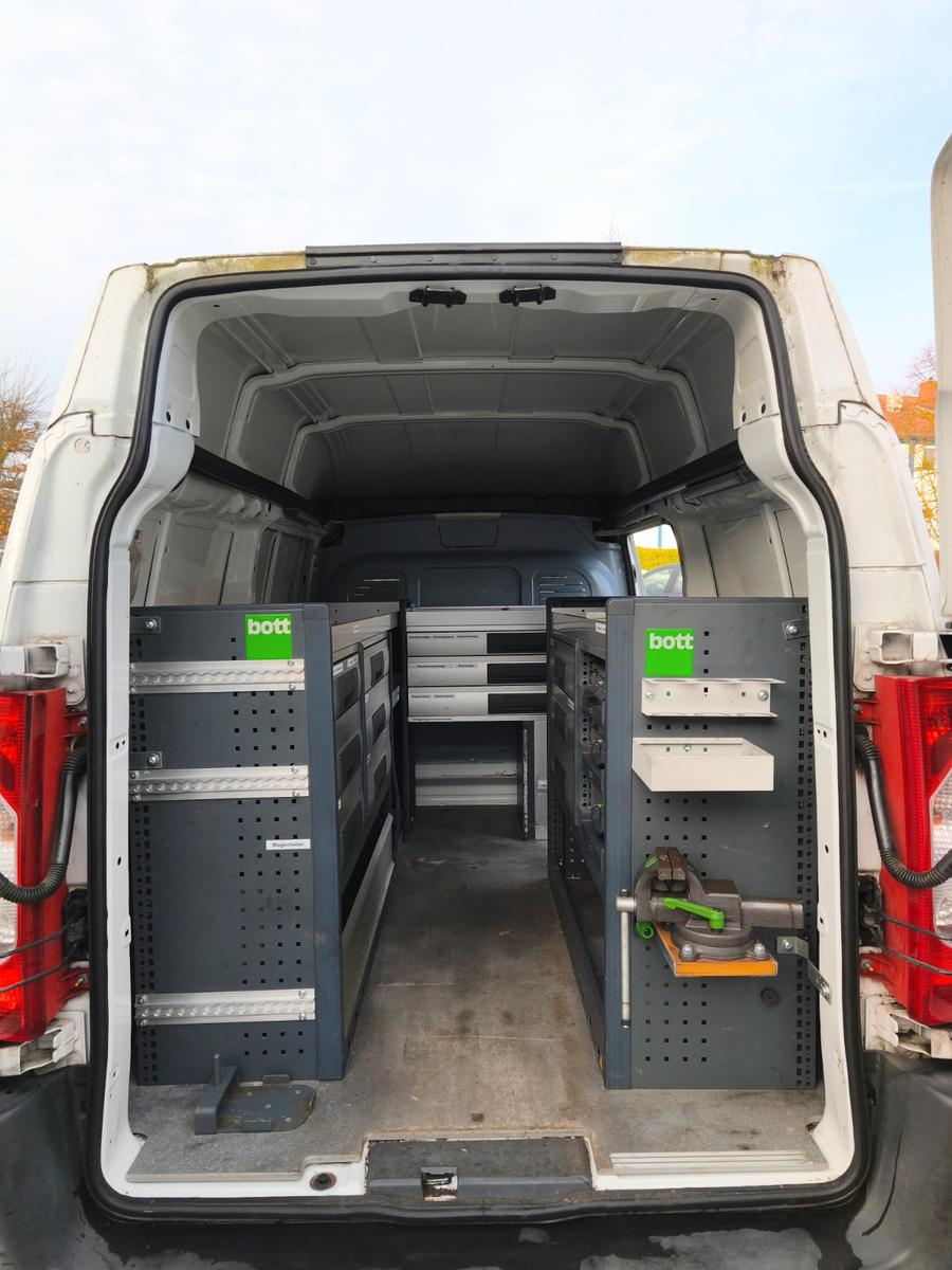Toyota Proace Kasten Werkstattausbau + Standheizung
