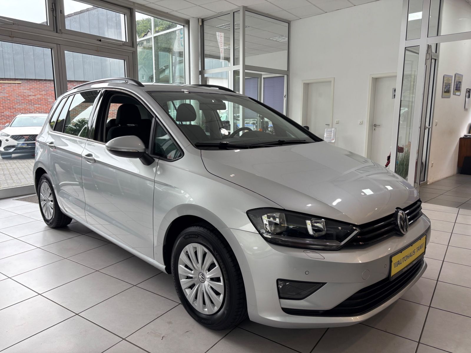 Fahrzeugabbildung Volkswagen Golf Sportsvan 1.4 TSI 92kW DSG