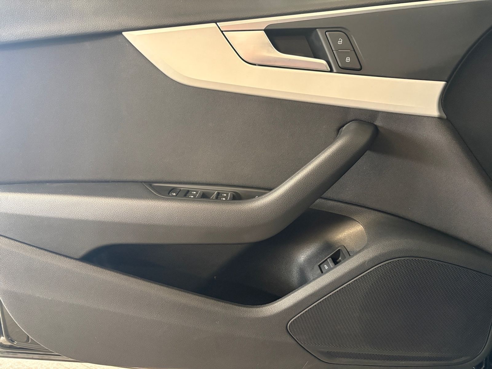 Audi A4 - Bild 8