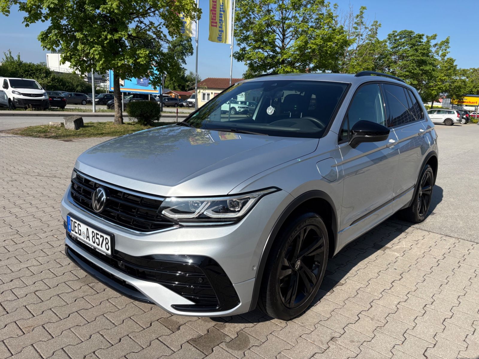 Volkswagen Tiguan R-Line eHybrid Led Navigation Alcantara