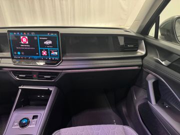 Fahrzeugverkauf 22 Volkswagen Tayron 1.5 eTSI 110 kW Life 7-Sitze AHK