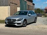 Mercedes-Benz Mercedes Benz 220 CDI W205 - Mercedes-Benz 220: W220