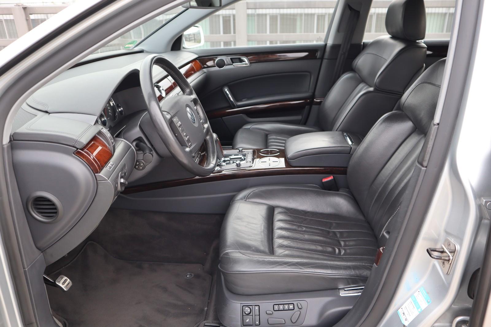 Volkswagen Phaeton 4.2 V8 4MOTION Tiptronic 5-Sitzer