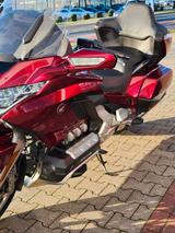 Honda GL 1800 Gold Wing Tour top Zustand goldwing - HONDA GL 1800 GOLDWING