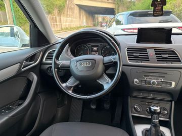 Audi Q3 - 10