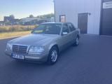 Mercedes-Benz E 280 