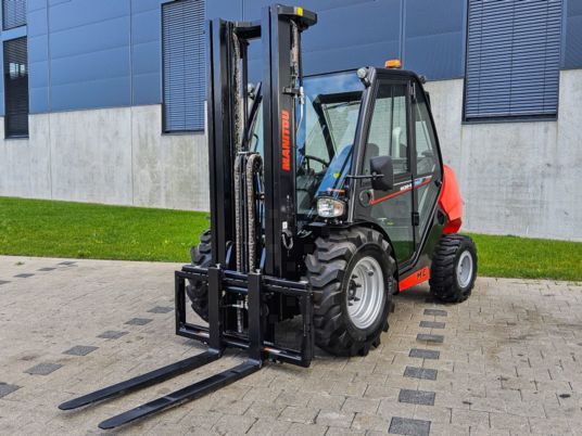 Manitou MC 30-4 D K ST5 S1