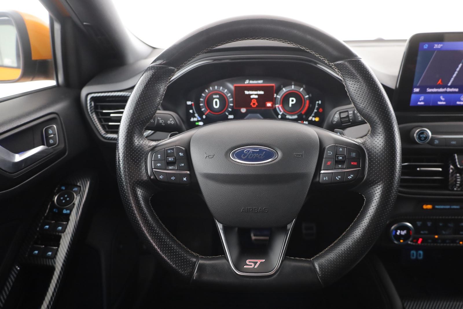 Ford Focus Turnier 2.3 EB ST LED Navi Kamera ACC AHK