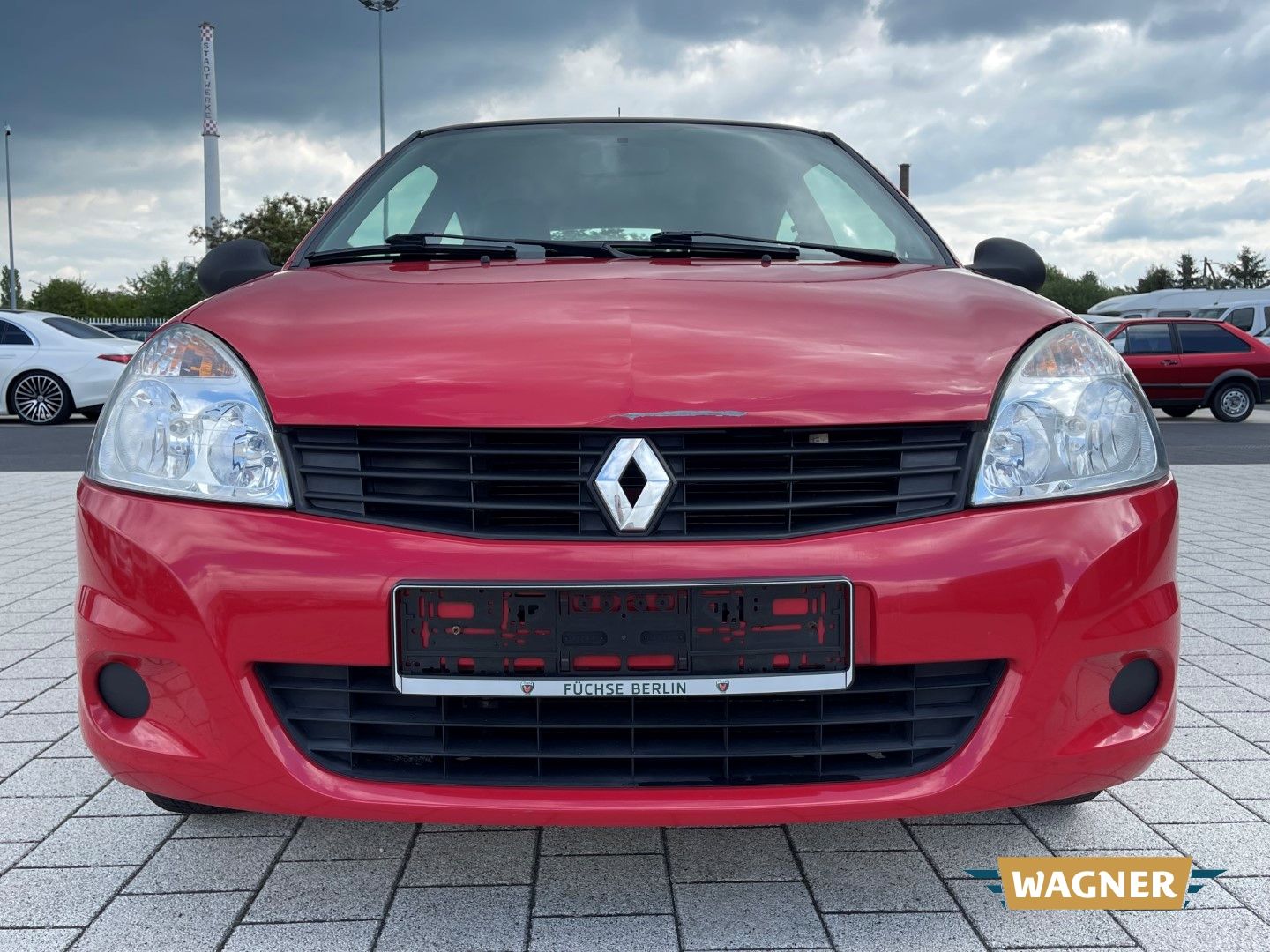 Fahrzeugabbildung Renault Clio II Campus Je t aime 1.2 HU/AU NEU
