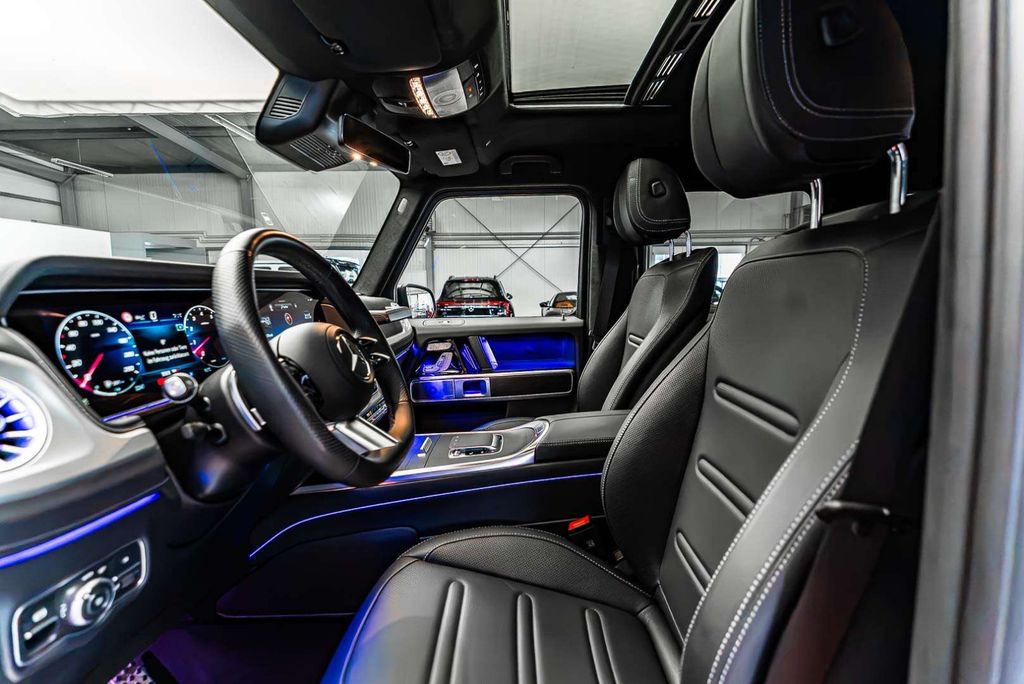 MERCEDES-BENZ G-Class 2026