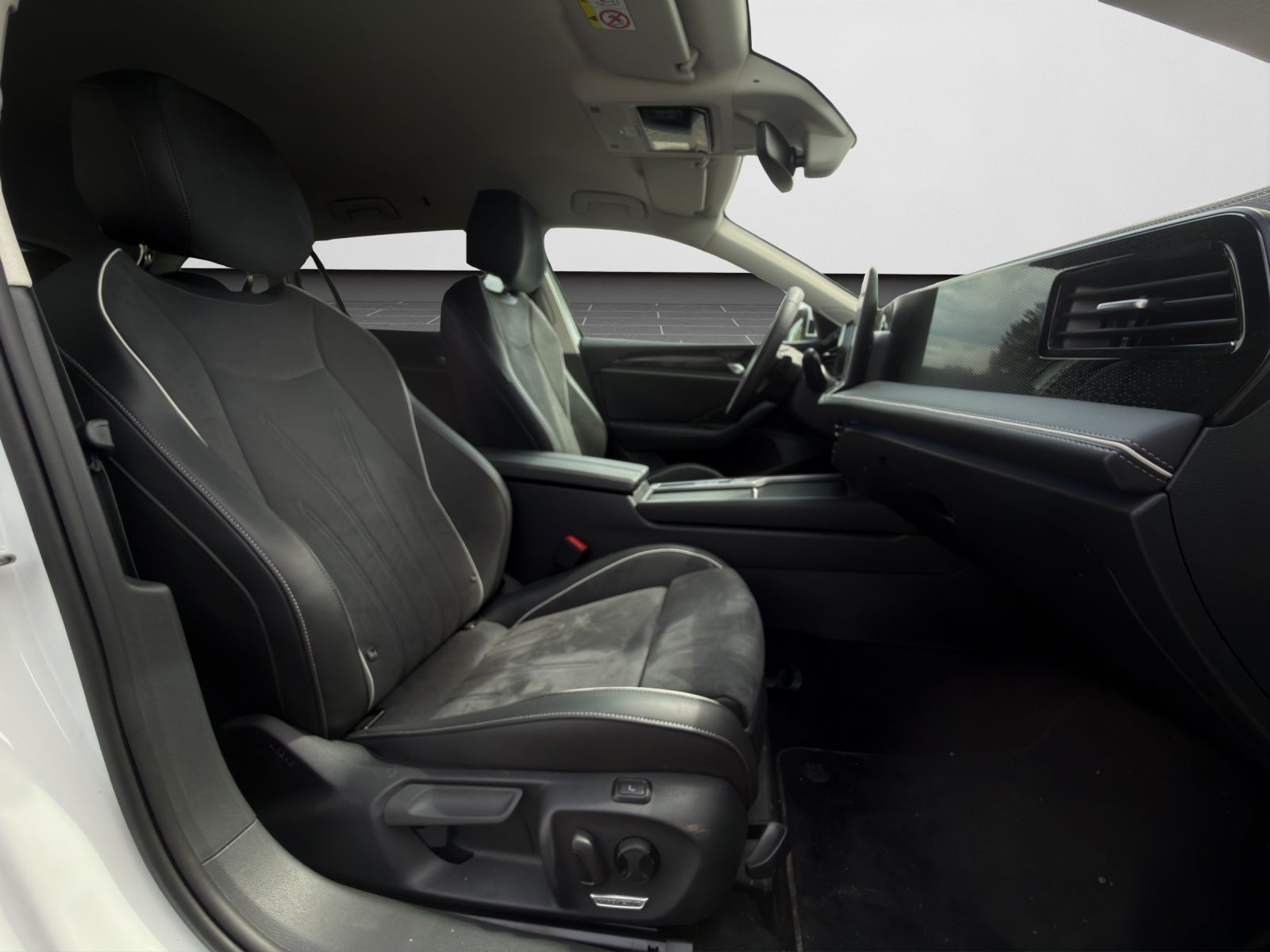 Volkswagen Passat Variant - Bild 5